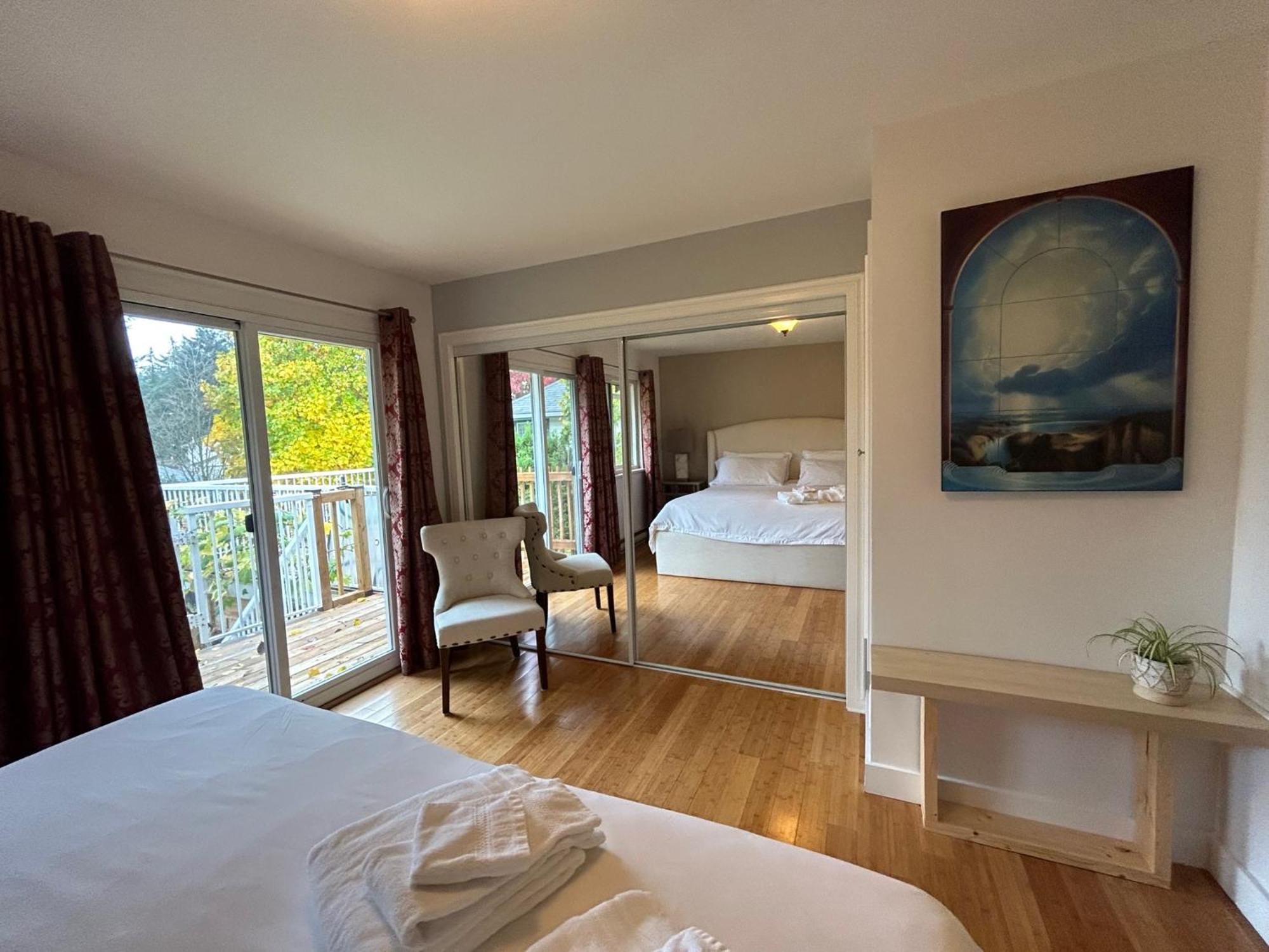 North Nanaimo Gem - Garden-View Room With Private Ensuite Екстер'єр фото
